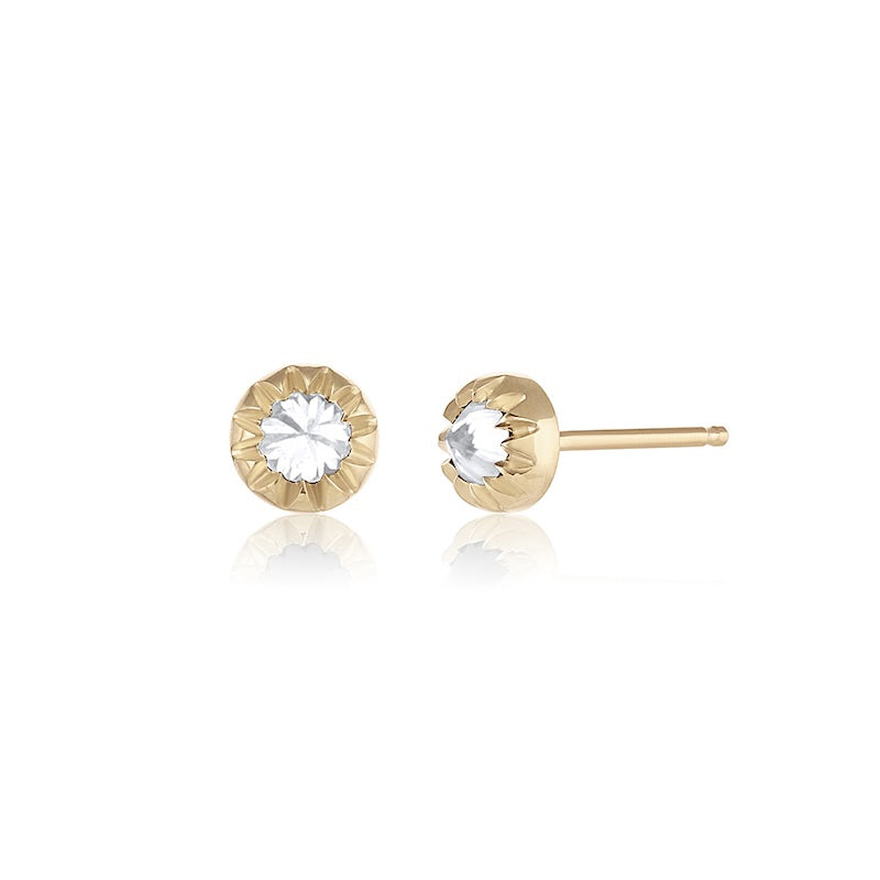 Baby Peristome Inverted Diamond Stud in yellow gold with white diamond, front and side view
