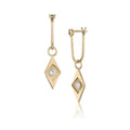 Facet Earring in yellow gold with white diamond, front and side view