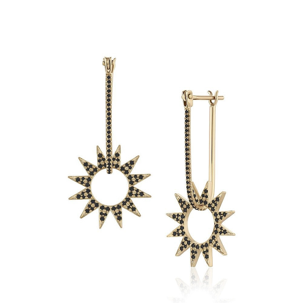 Pavé Spur Earring in yellow gold with black pavé diamonds, front and side view