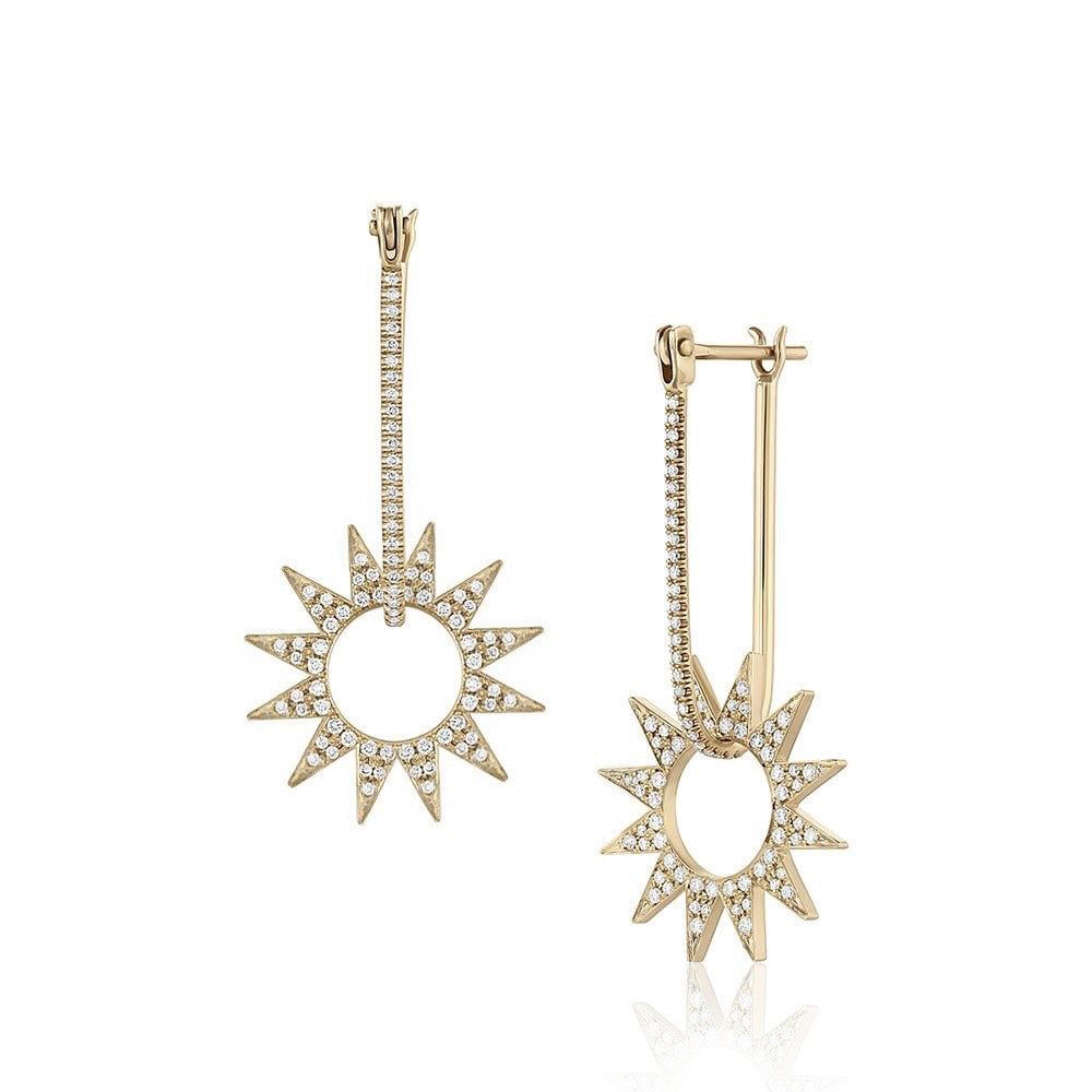 Pavé Spur Earring in yellow gold with white pavé diamonds, front and side view
