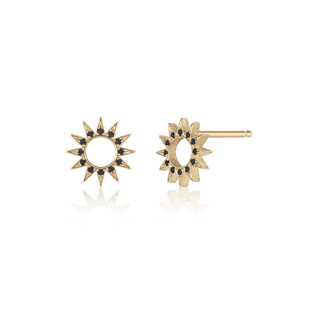 Pavé Spur Stud in yellow gold with black pavé diamonds, front and side view